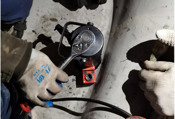 CANTORC bolt tensioner u